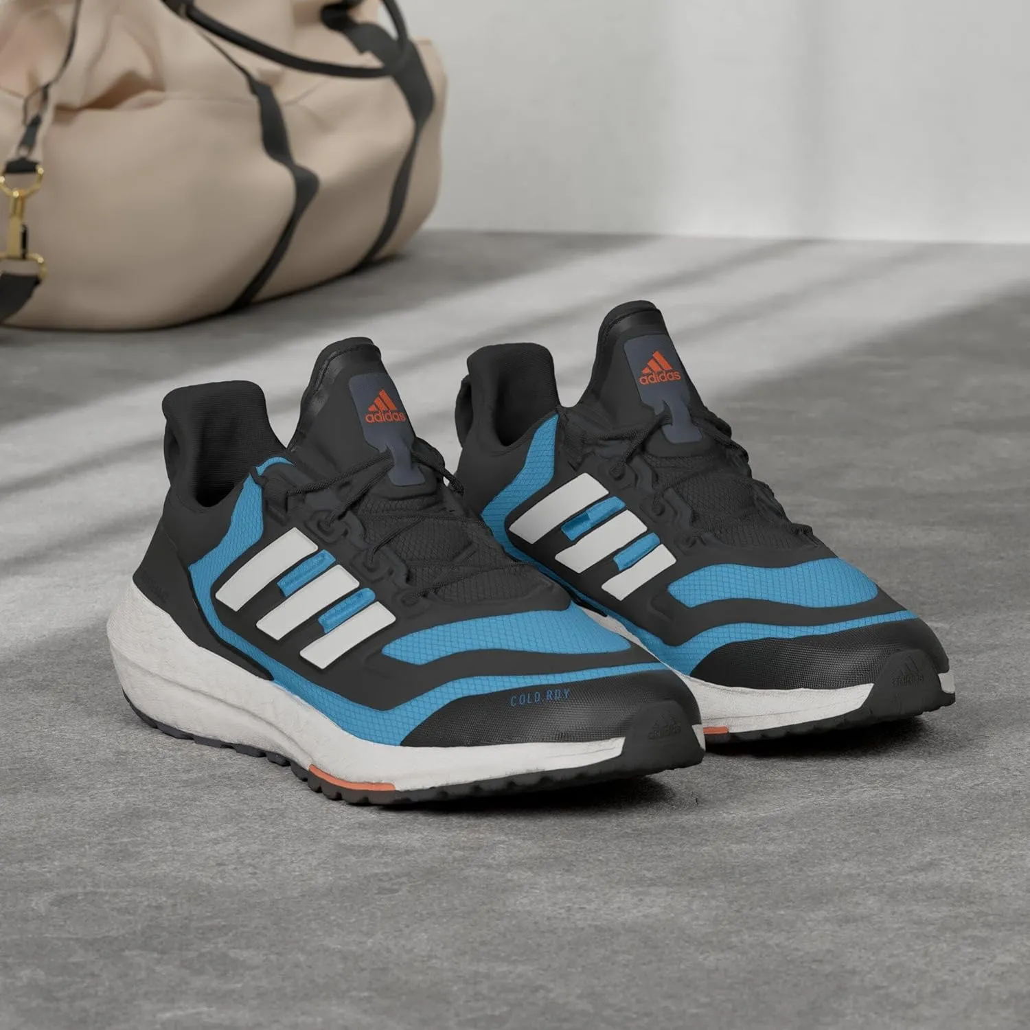 adidas Men's Ultraboost 22 Cold.rdy 2.0 Running Shoes