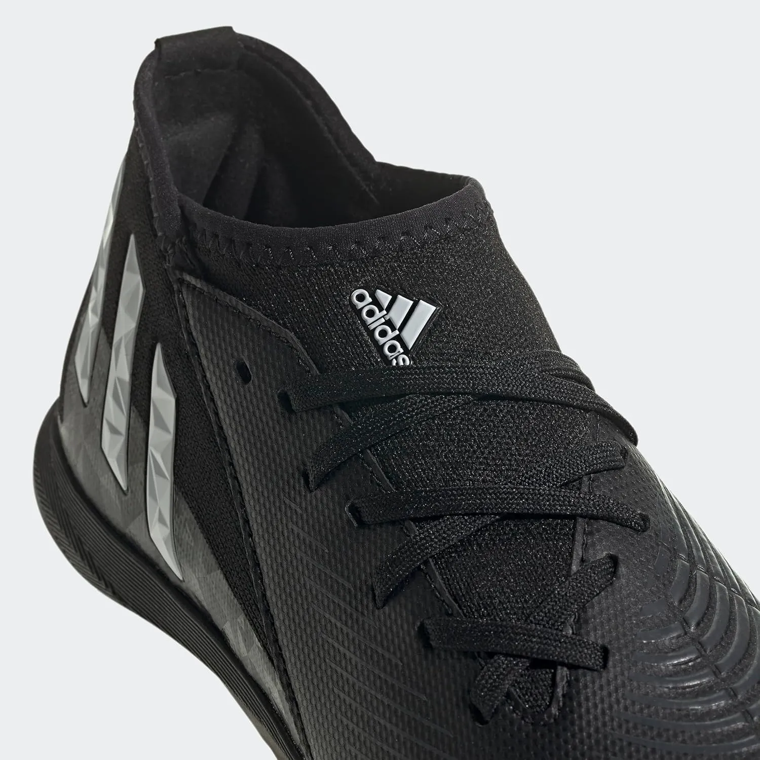 adidas Unisex Predator Edge.3 Turf Soccer Shoe - Kids Soccer Cleat