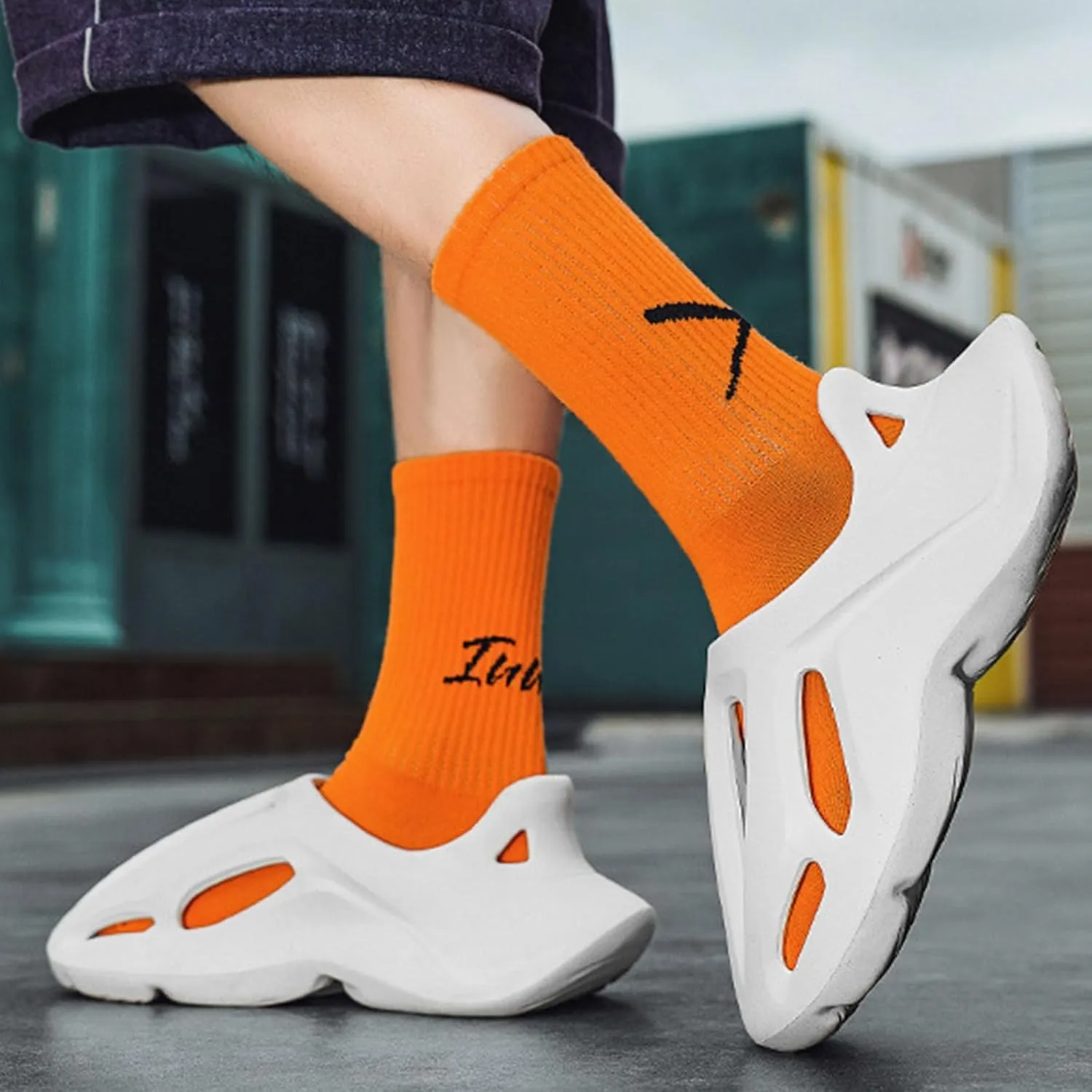 Fashion Children's Foam Running Shoes Children's Foam Running Shoes Big Kids Sneakers Cloud Non-slip Boys Pillow Hole Shoes Sandals Girls Outdoor Indoor Slippers Beach Shoes