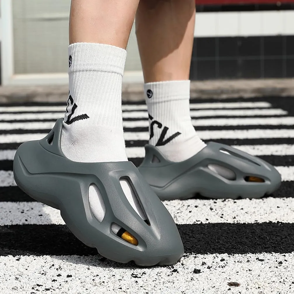 Foam Runner Sneakers Cloud Slides Pillow Sandals for Kids Running Shoes Boys Walking Shoes Girls Fashion Slippers Outdoor Indoor Summer Beach Sandals Big Kids Little Kids