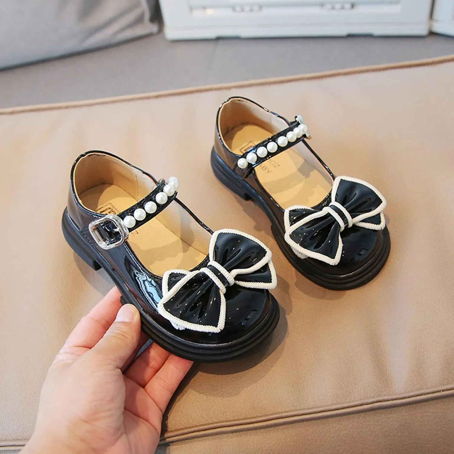 Girls Dress Shoes Size 12 Fashion Autumn Girls Casual Shoes Thick Sole Round Toe Bow Pearl Buckle Cute Simple