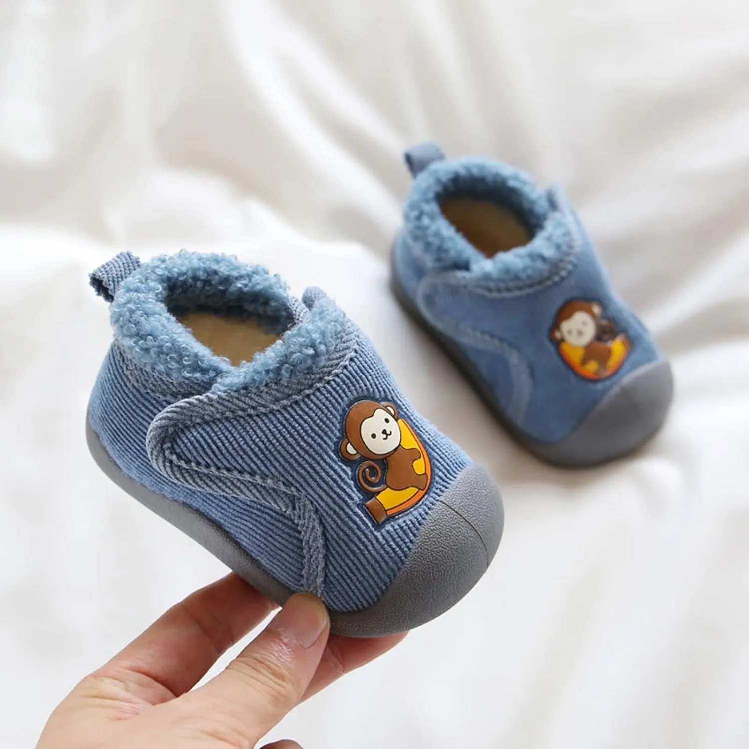 Infant Toddler Plush Walking Shoes Flat Bottom Soft Sole Slip On Cozy Casual Shoes House Slippers for Kid Light Shoes