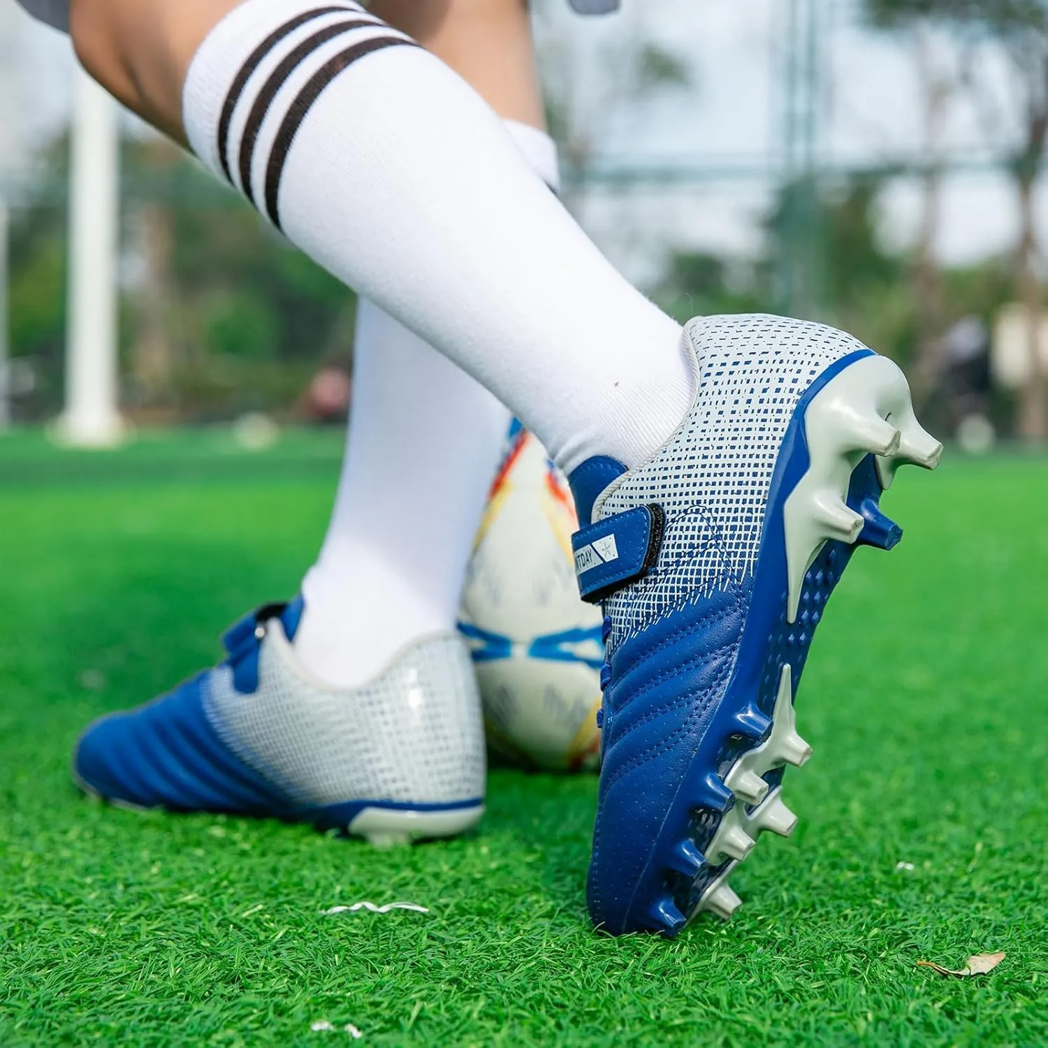Kids Soccer Cleats Boys Girls Athletic Outdoor Firm Ground Youth Football Shoes(Little Kid/Big Kid)