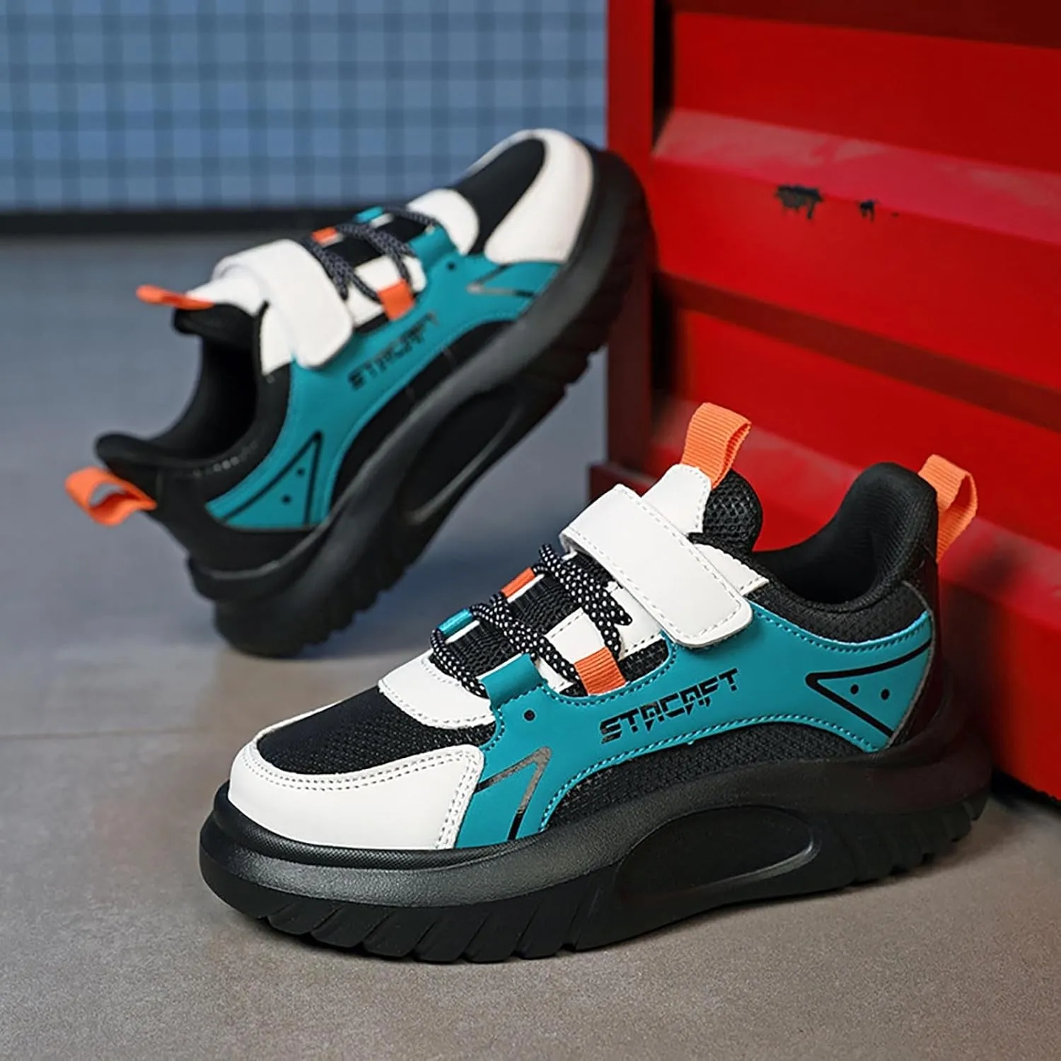 Lightweight Running Sneakers Kids Boys Flat Platform Breathable Tennis Shoes Outdoor Non-Slip Climbing Sneakers