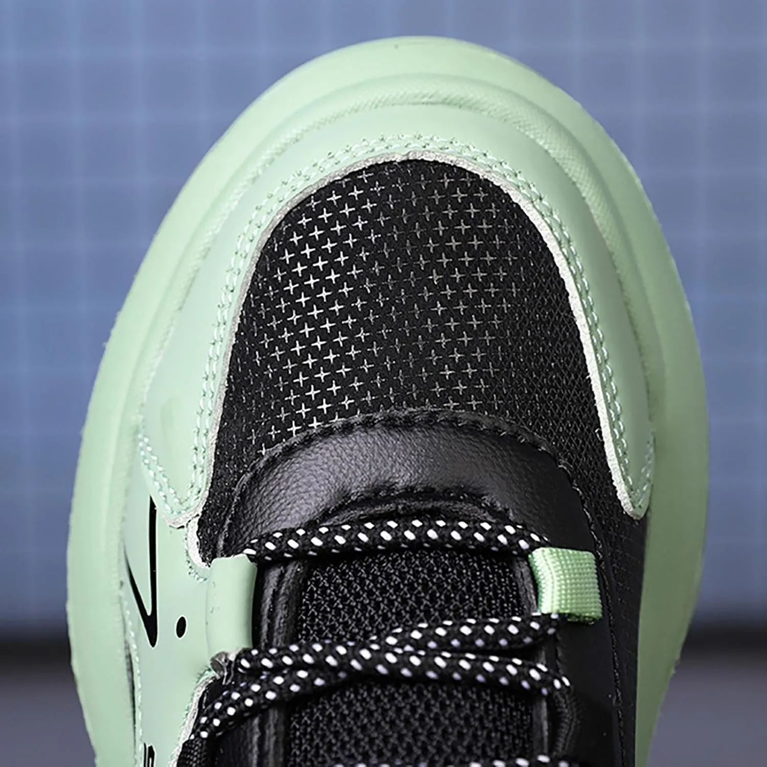 Lightweight Running Sneakers Kids Boys Flat Platform Breathable Tennis Shoes Outdoor Non-Slip Climbing Sneakers