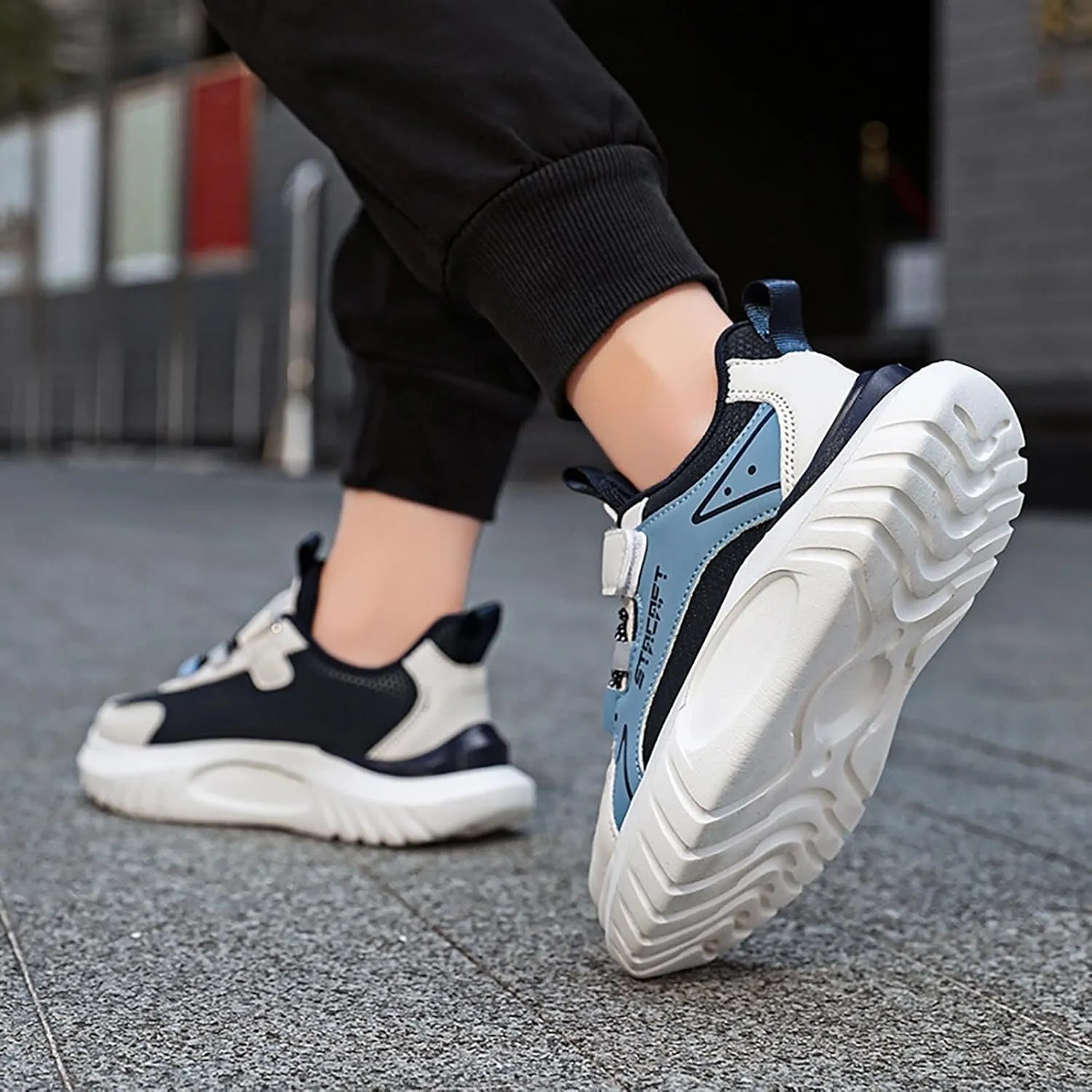 Lightweight Running Sneakers Kids Boys Flat Platform Breathable Tennis Shoes Outdoor Non-Slip Climbing Sneakers