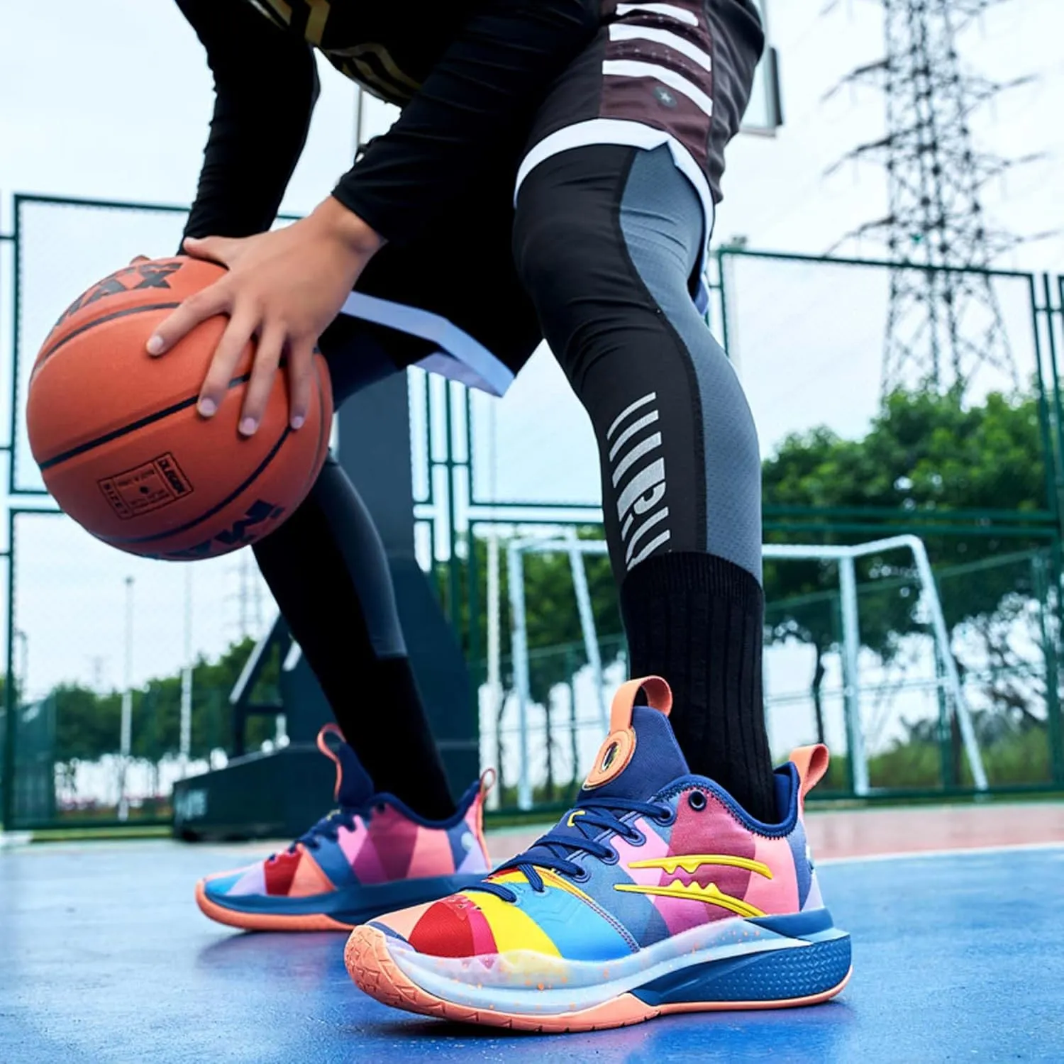 Men's and Women's Basketball Shoes Fashion High Top Running Sneakers Non-Slip Fitness Training Shoes Fashion Comfortable Casual Walking Shoes