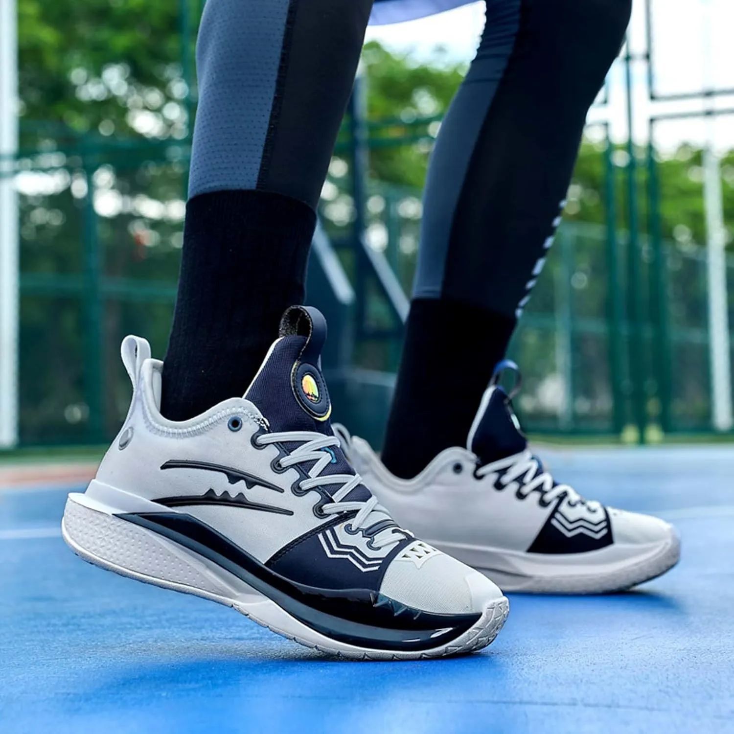 Men's and Women's Basketball Shoes Fashion High Top Running Sneakers Non-Slip Fitness Training Shoes Fashion Comfortable Casual Walking Shoes