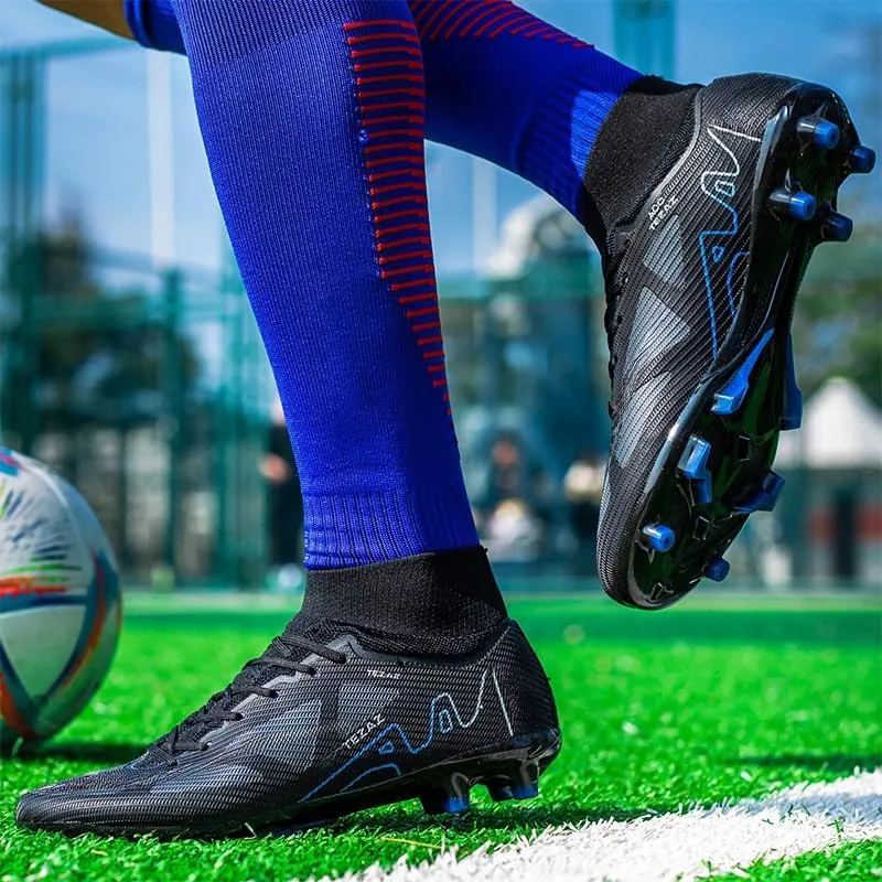 Men's Soccer Cleats Lightweight Football Cleats Professional Training High-top Soccer Shoes