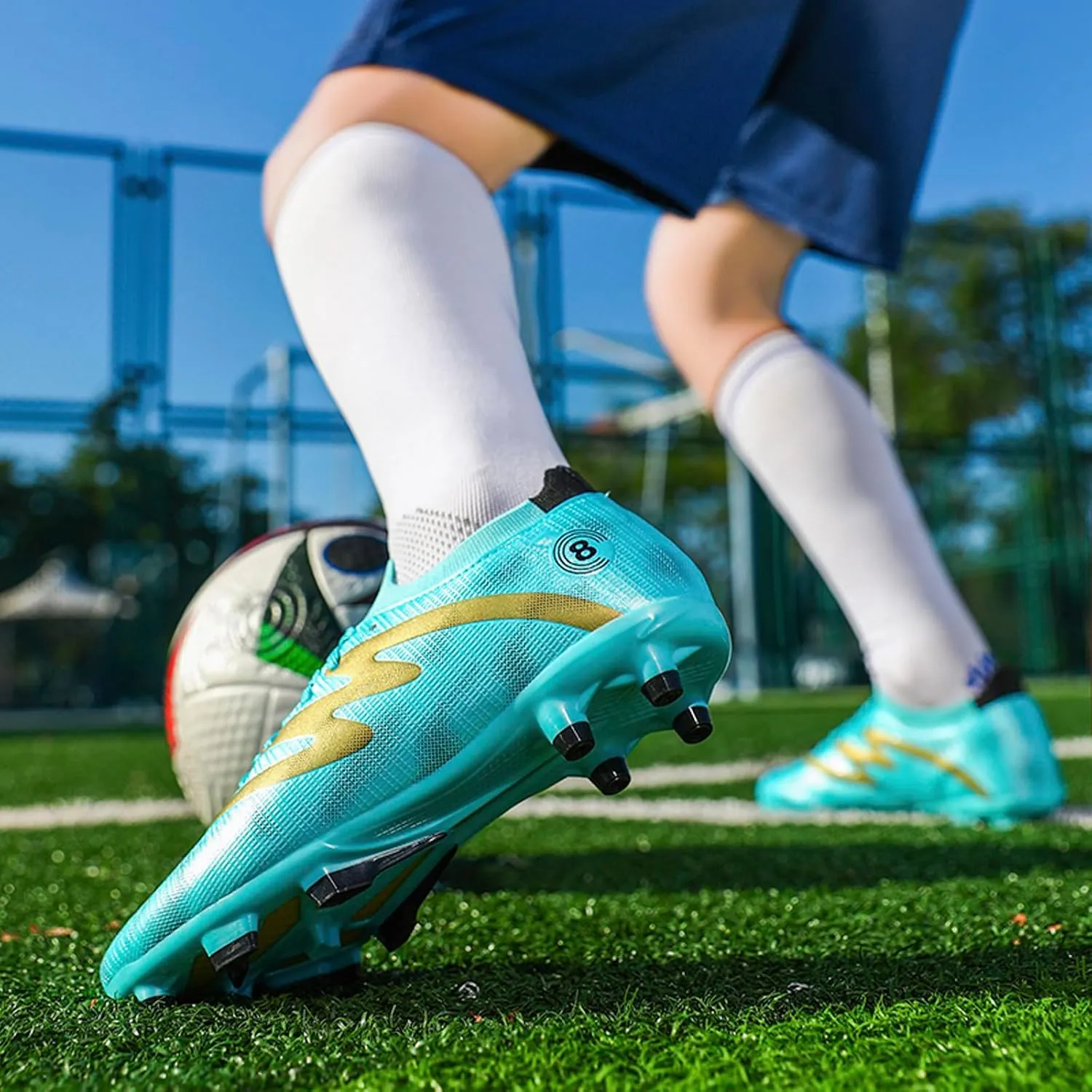 Men's Soccer Cleats Youth High-Top Football Cleats Firm Ground Turf Athletic Shoes Kids Football Shoes Lightweight Training Futsal Shoes