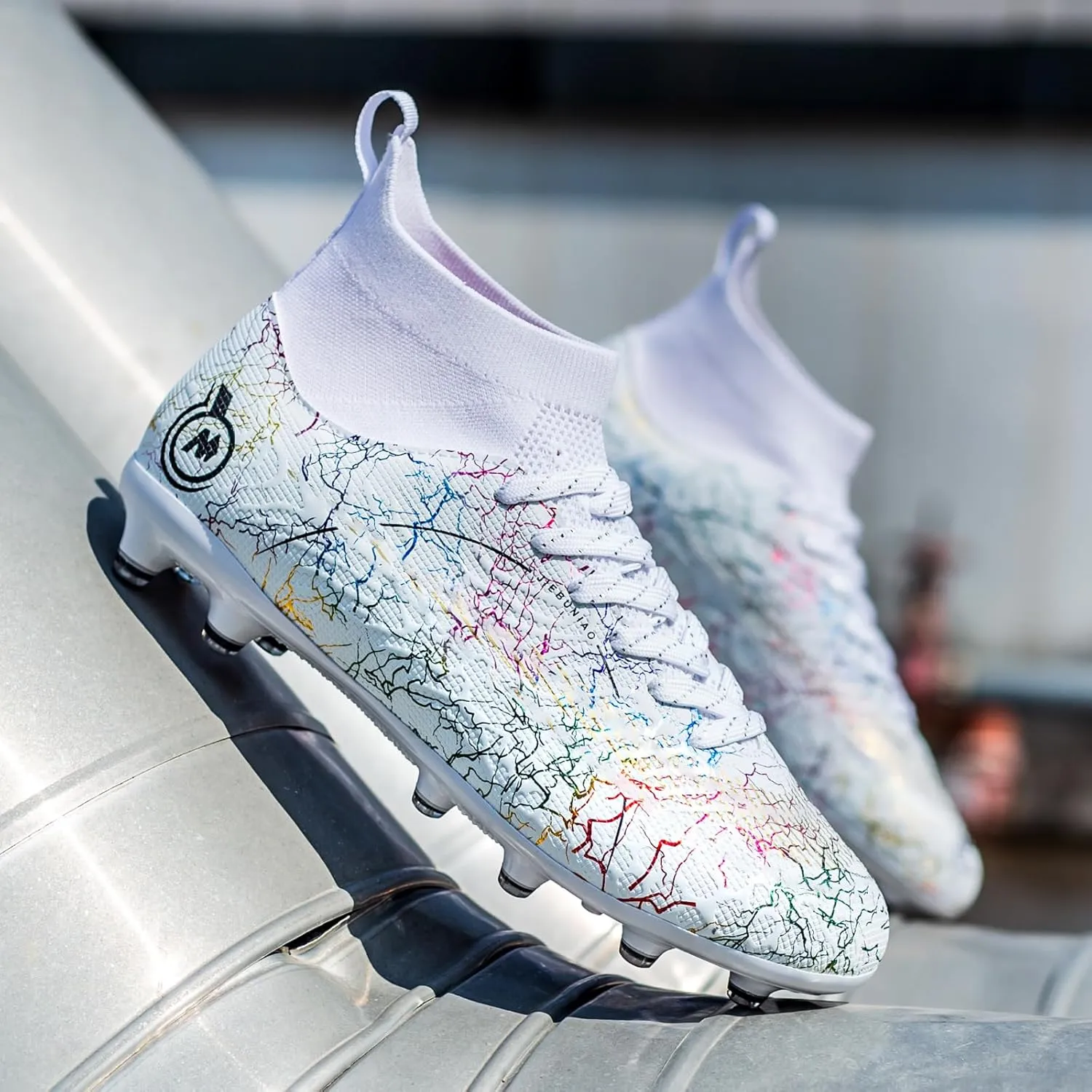 Mens Womens Soccer Cleats Youth Soccer Shoes Football Shoes High-Top Football Cleats Outdoor/Indoor Athletic Shoes Sneakers