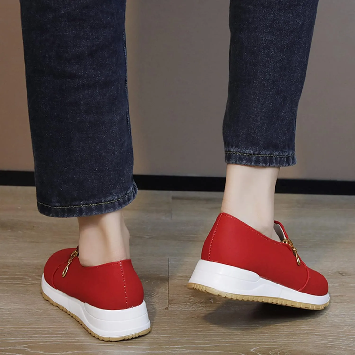 Orthopedic Diabetic Shoes for Women Slip On Walking Sneakers with Arch Support Comfortable Casual Loafers Plantar Fasciitis Foot Pain Relief