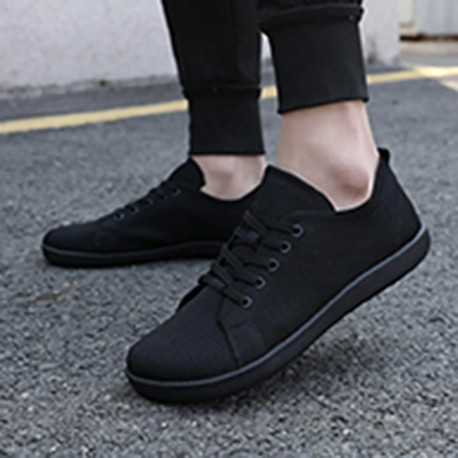 Orthopedic Shoes for Women Canvas Shoes Classic Sneakers Low Top Tennis Shoes Lace up Comfortable Skate Casual Shoes