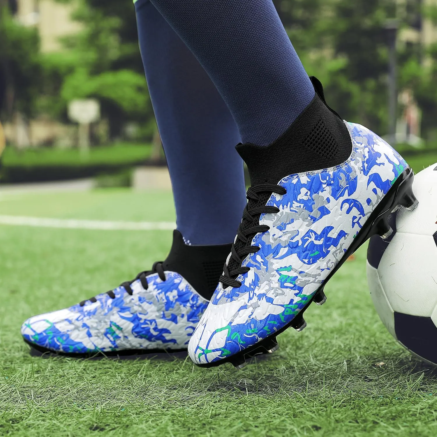 Soccer Cleats Mens Professional High Top Indoor Soccer Shoes Outdoor AG/FG Adults Youth Boys Football Training Sneakers