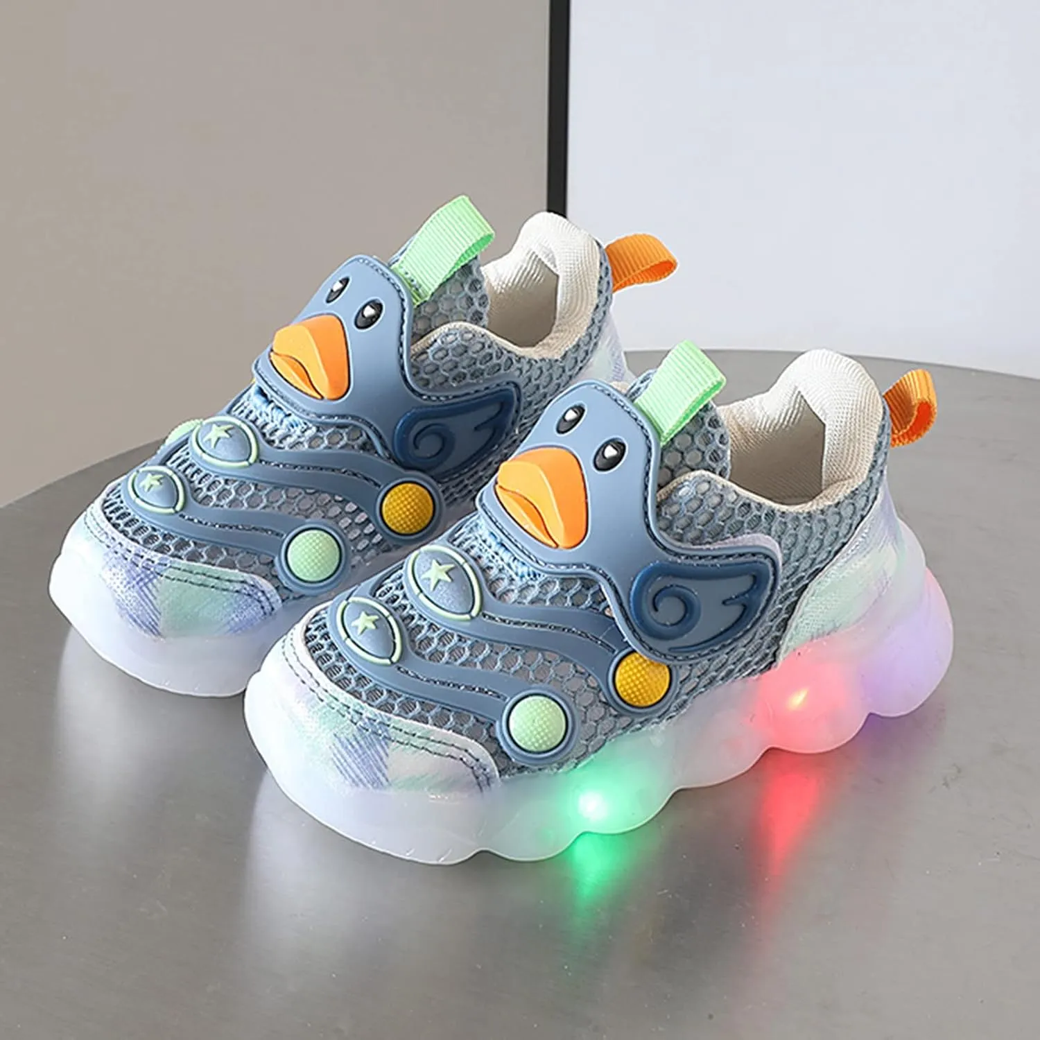 Toddler Boys Girls Light Up Sports Shoes Duck LED Flashing Sneakers Lightweight Mesh Breathable Running Sneakers