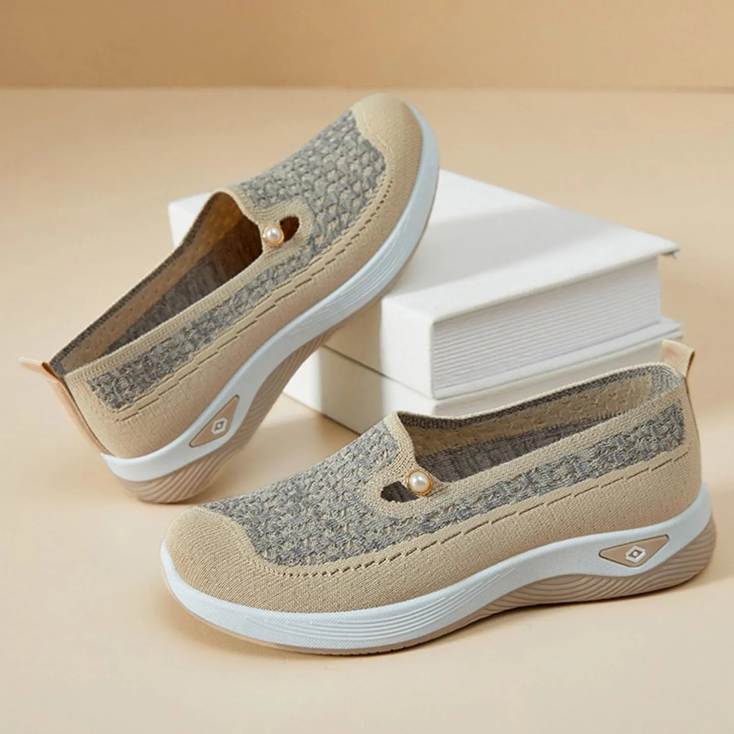Womens Casual Shoes Slip On Women's Sneakers Loafers Solid Color Lightweight Cute Round Toe Running Shoes Loafers for Women Casual Outdoor Walking Shoe