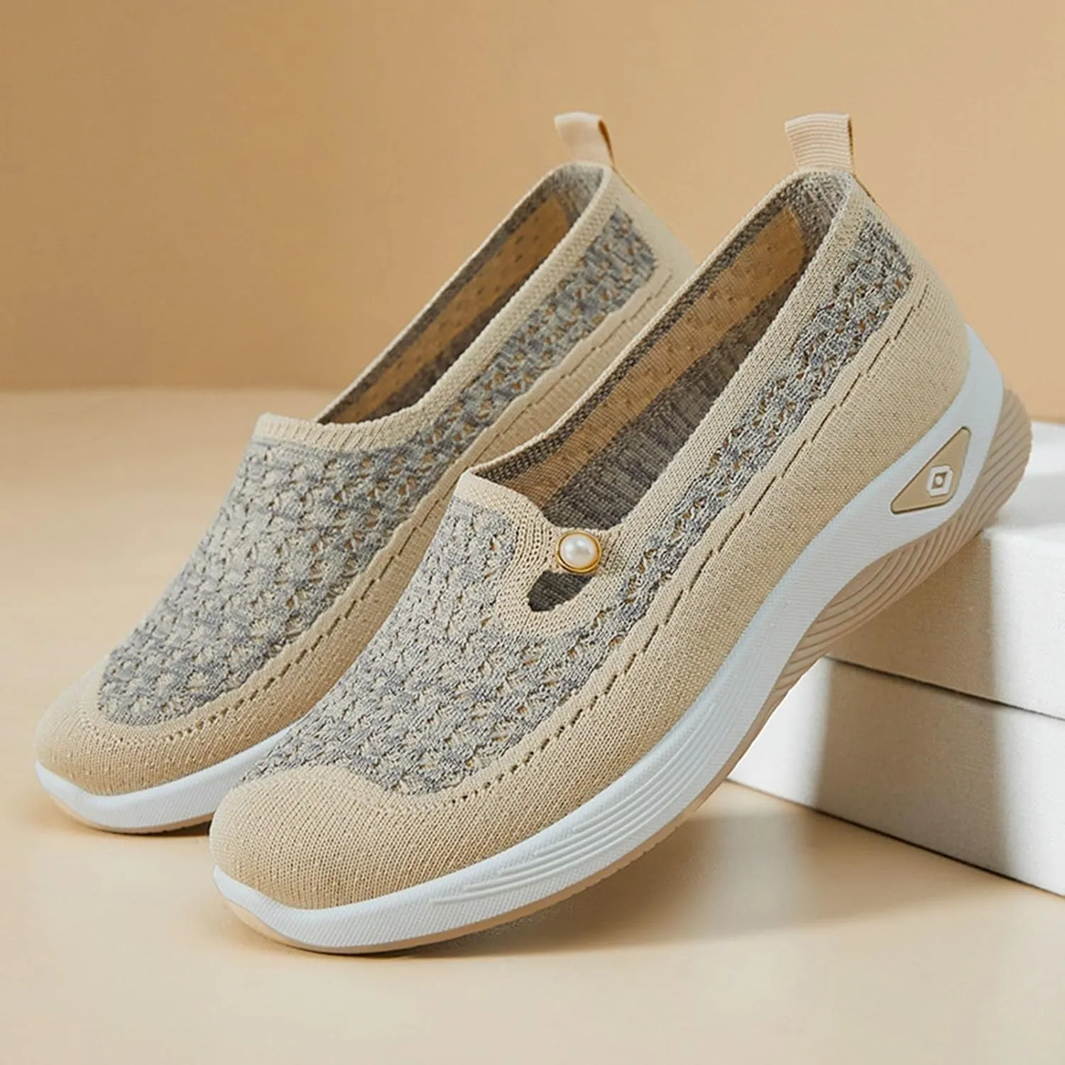 Womens Casual Shoes Slip On Women's Sneakers Loafers Solid Color Lightweight Cute Round Toe Running Shoes Loafers for Women Casual Outdoor Walking Shoe