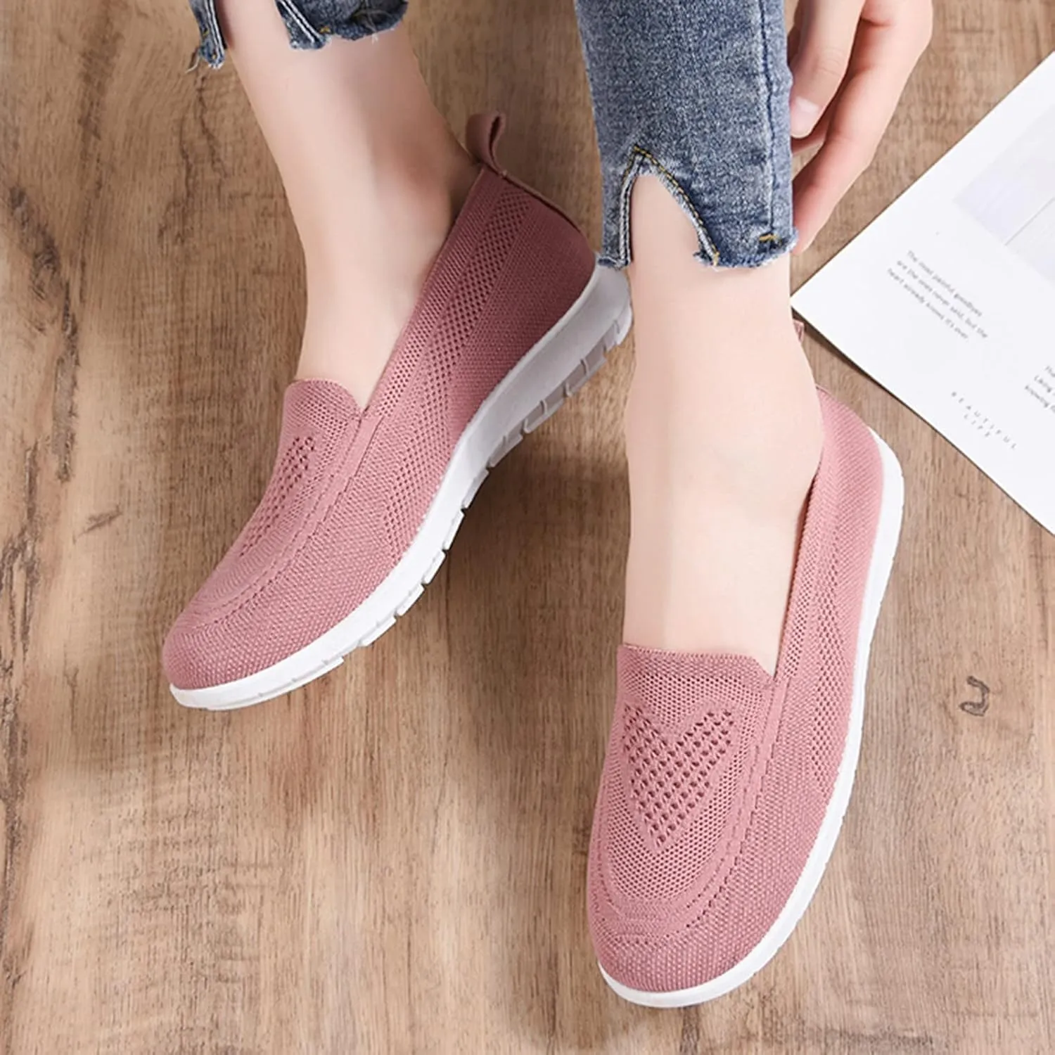 Womens Casual Slip On Loafers Comfortable Walking Shoes Lightweight Canvas Sneakers Flat Non Slip Flats